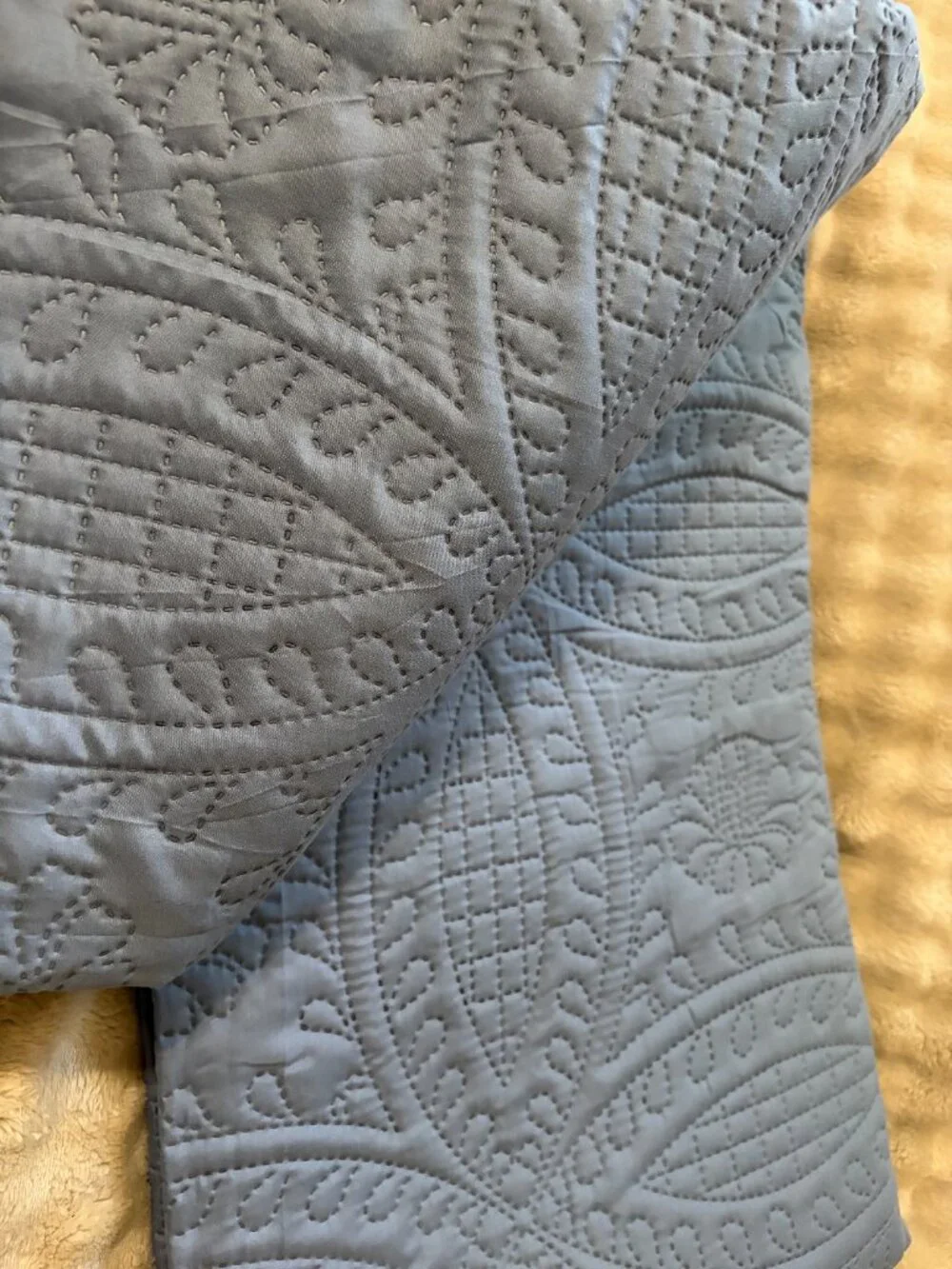 BRAND NEW Cozy Blue Cabin Quilt & Pillow Set — Rustic Bedding Bedspread